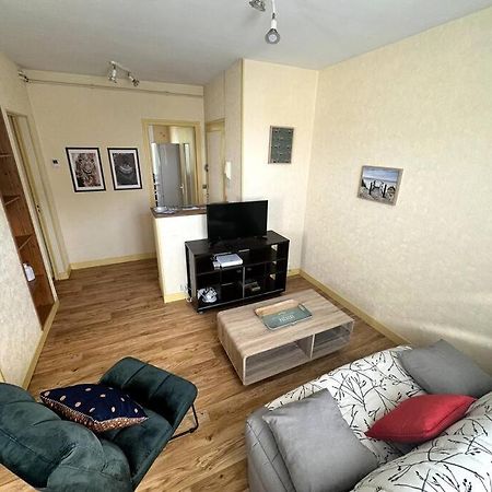 Appartement Proche De L'Hyper-Centre Avec Garage Caen Bagian luar foto